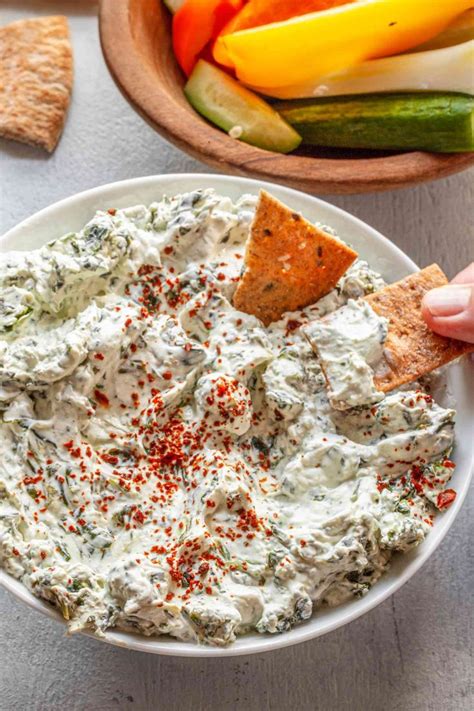 This Creamy Easy Spinach Dip Takes Minutes To Whip Up Recipe In 2024 Spinach Dip Easy