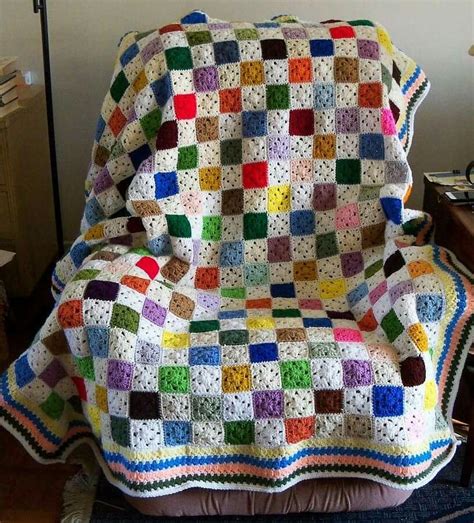 Scrapghan Granny Square Crochet Blanket Love The Border Too Crochet