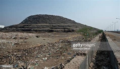 72 Gazipur Landfill Stock Photos, High-Res Pictures, and Images - Getty ...