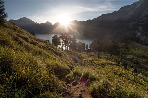 Rinjani 1080p 2k 4k 5k Hd Wallpapers Free Download Wallpaper Flare