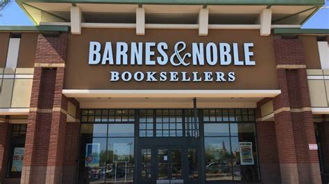 When Is The New Barnes Noble In Chicagos Wicker Park Opening