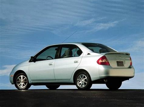 2001 Toyota Prius Values & Cars for Sale | Kelley Blue Book