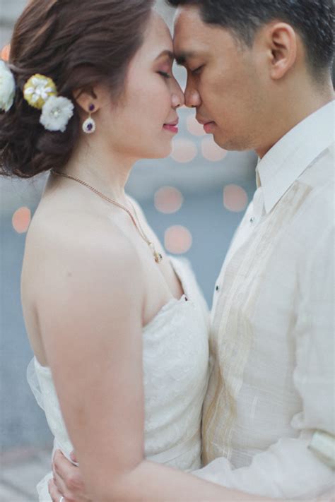 Romantic Rustic Real Wedding In The Philippines Junebug Weddings