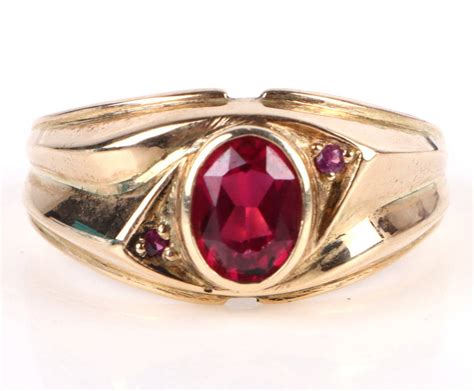 14k Yellow Gold Ruby Men's Ring Auction