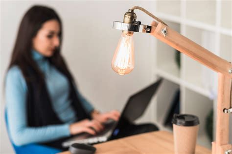 El Precio De La Luz Hoy Martes Sube La Hora M S Barata Para Poner La