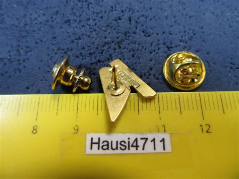 MOTORRAD PIN HONDA WING LOGO KLEIN GOLDIG MIT SECURITY CLIP Kaufen