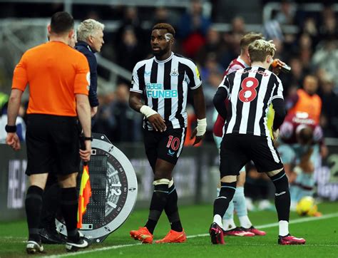 Saint-Maximin transfer news | Nothing but Newcastle