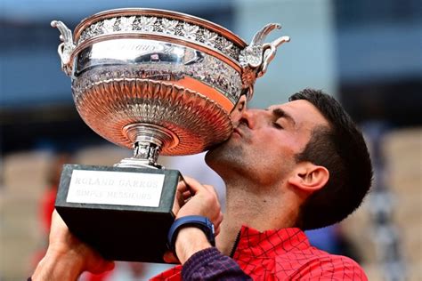 Hist Rico Novak Djokovic Gana El Abierto De Francia Y Sobrepasa A