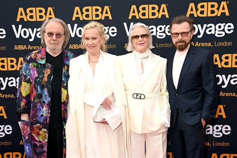 Abba Feiern Waterloo Jubil Um Mit The Piano Moment In Berlin