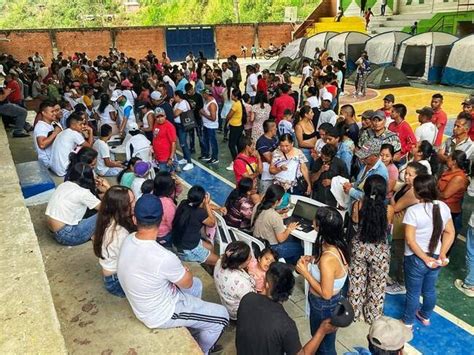 Más De 800 Desplazados Por Combates Entre Disidencias De Las Farc En Argelia Cauca