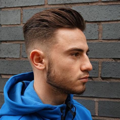 Coupe De Cheveux Homme Court En Arriere Coupe Pour Homme