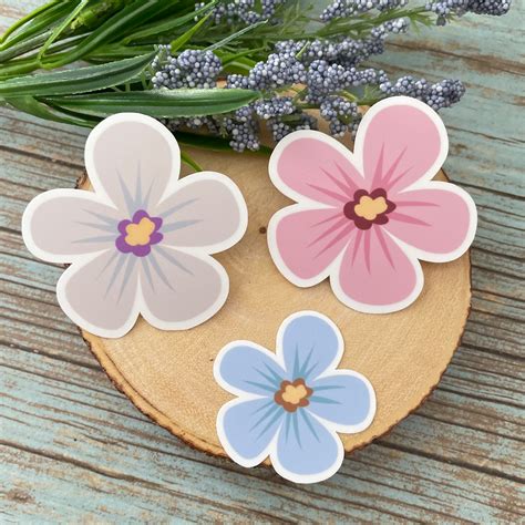 Flower Vinyl Sticker Set Of 3 Or 6 Vinyl Flower Sticker Etsy