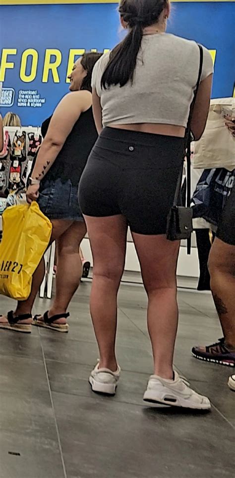 Skin Tight Lulu Shorts With Blonde Friend Spandex Leggings Yoga Pants Forum