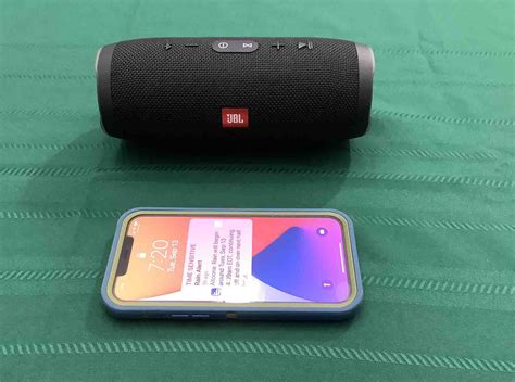 How to Connect JBL Charge 3 to iPhone - Tom's Tek Stop