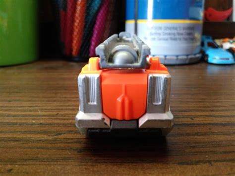 Hot Wheels Alarm Orange Fire Truck