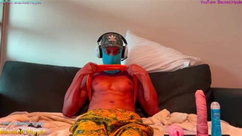 Athletic Twink 让他的 Fleshlight 作呕并玩大假屌 Pornhub Gay