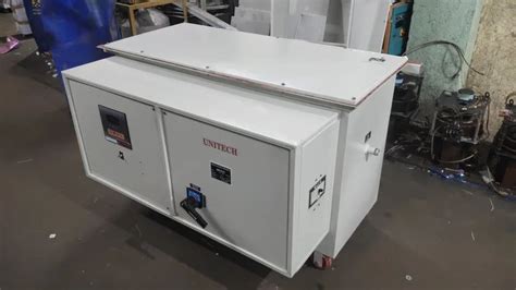 Three Phase Servo Voltage Stabilizer Air Cooled At Rs Three