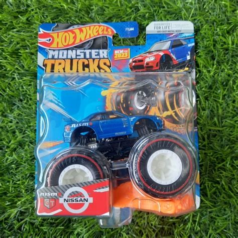 Hot Wheels Monster Trucks Nissan Skyline R Nismo Gt R R Tune Treasure Hunt Shopee Malaysia