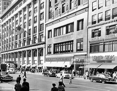 50 Fw Woolworth Store Stock Photos High Res Pictures And Images