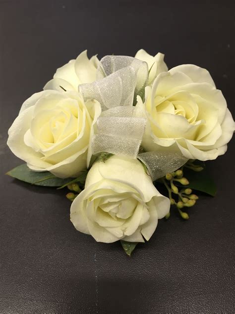 Spray Rose Corsage Rose Corsage Spray Roses Funeral Flowers