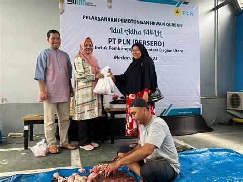 PLN UIP SBU Gelar Aksi Tebar Daging Kurban Idul Adha Sembelih 21 Ekor