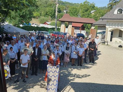 Primarul Ion Lungu Al Turi De Secretarul Ioan Ciutac La Slujba De La