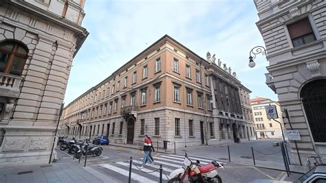 Laddio Di Palazzo Carciotti A Trieste Ai Set Di Film E Serie