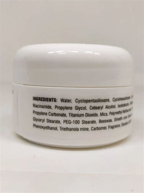 SNOW WHITE SKIN WHITENING CREAM at Rs 2000/bottle | फेयरनेस क्रीम in ...