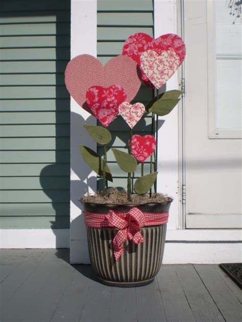 20 Creative Outdoor Valentine Decoration Inspirations Godfather