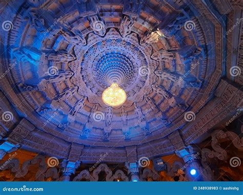 Indian Architecture of Akshardham Temple Stock Image - Image of peace ...