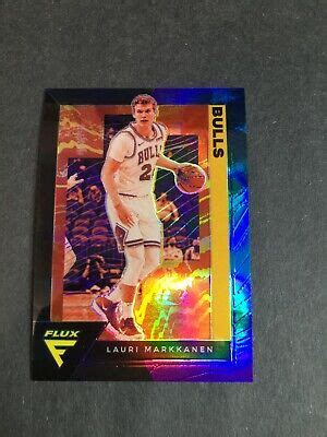 F155 451 2020 21 Panini Flux 28 LAURI MARKKANEN ECLIPSE 25 PRIZM BULLS