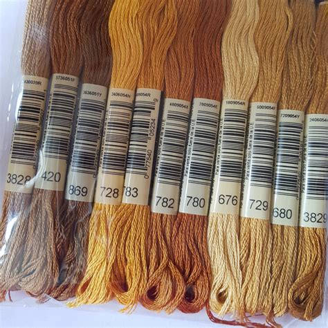 Набор ниток мулине DMC, цвет: разноцветный (№1), 8 м, 11 шт — купить в ...