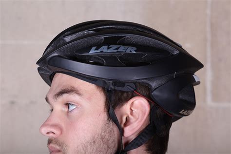 Review Lazer Genesis Helmet Road Cc