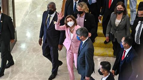 Nancy Pelosi aterriza en Taiwán pese a amenazas de China Oronoticias