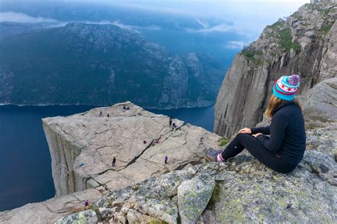 How to See Preikestolen Without the Crowds: Sunrise Hike Pulpit Rock