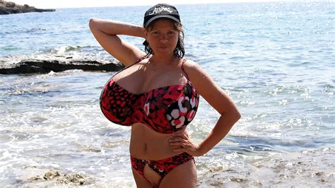 Riesen Busen Frau Porn Pic