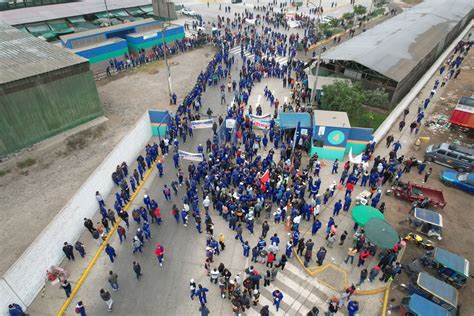 Comerciantes Del Gran Mercado Mayorista Realizan Paro De Horas