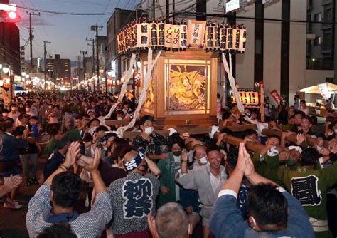 茨城・ひたちなか祭り 山車と神輿、にぎやかに 現地開催3年ぶり 47news（よんななニュース）：47都道府県52参加新聞社と共同通信のニュース・情報・速報を束ねた総合サイト