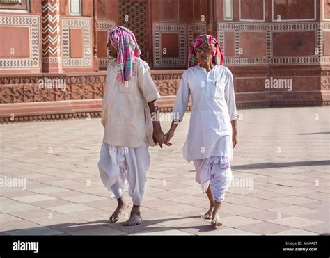 Dhoti Kurta Hi Res Stock Photography And Images Alamy