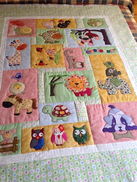 Best 12 Kids Quilts Daisy Bear Girl Teddy Bear Applique Quilt Pattern