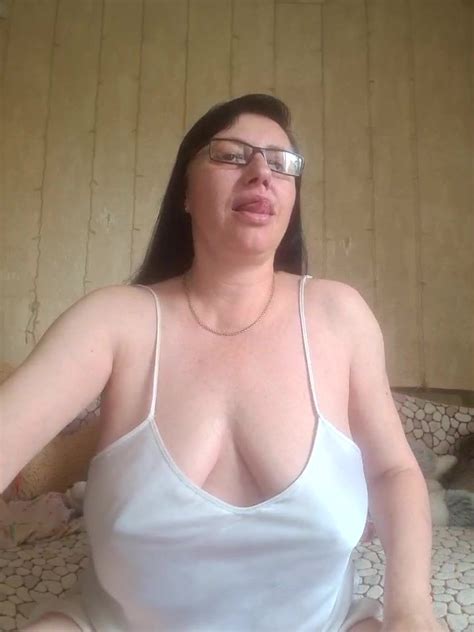 Amberhotqueen Webcam Porn Video Record Stripchat Middle Priced Privates White Curvy White