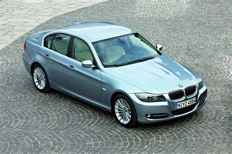 Тюнинг BMW E90 2005 года, фото тюнинга БМВ Е90 3-й серии 2005