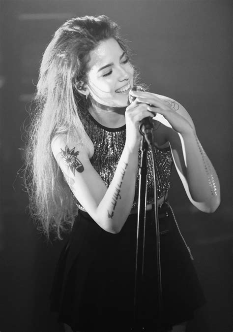 Long-Awaited “Badlands” Proves Halsey a Young Artist to Watch | The ...