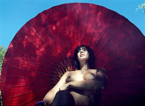 Lingerie Nude Porn Pic