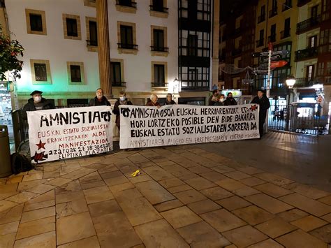 25 11 2021 Bilbao Vizcaya Manifestación a favor de la amnistía de