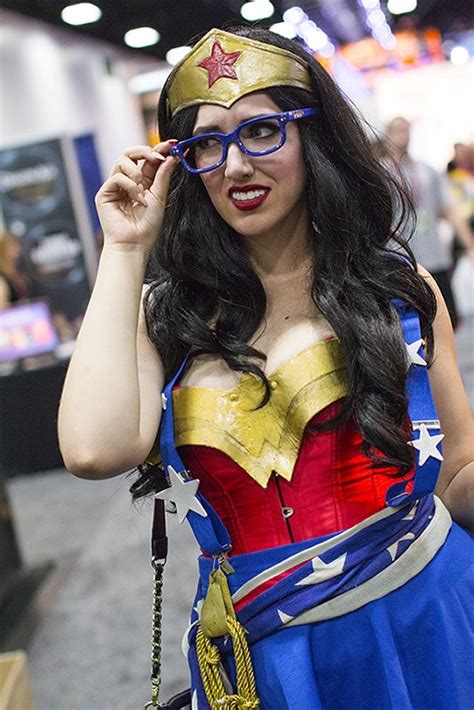 Coolest Comic Con Cosplay The First 24 Hours Wonder Woman Cosplay