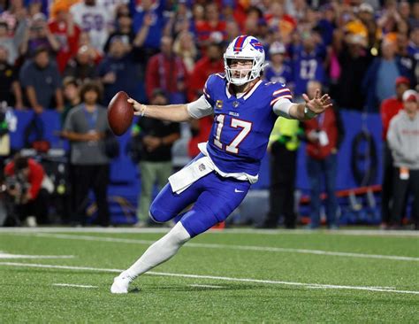 Buffalo Bills WATCH: Josh Allen Taunts His Way to TD vs. Cincinnati ...