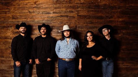 Luckenbach Texas Back To The Basics Of Love Cheyenne Acoustic