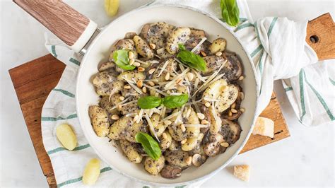 Gnocchi In Truffelsaus Makkelijk En Snel Gnocchi Recept Leuke Recepten