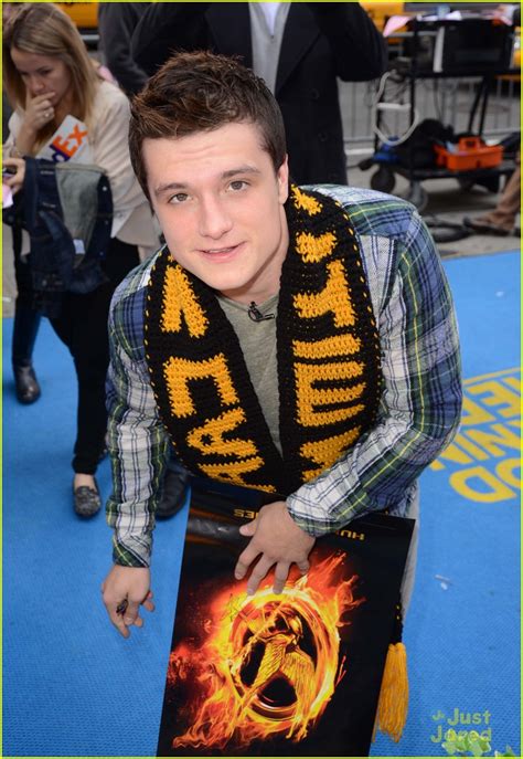 Josh Hutcherson Premieres 'The Hunger Games' Trailer - Josh Hutcherson ...